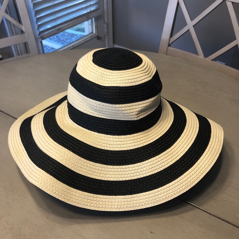 LOFT wide brim straw hat, NWT